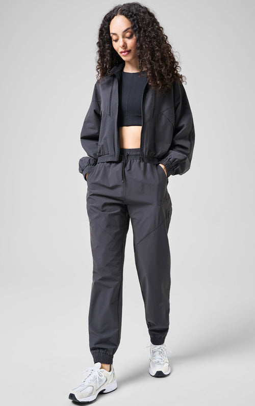 Track Pant Almost Black