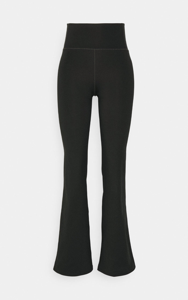 Compressive Flare Legging Black - 19WA51305_1