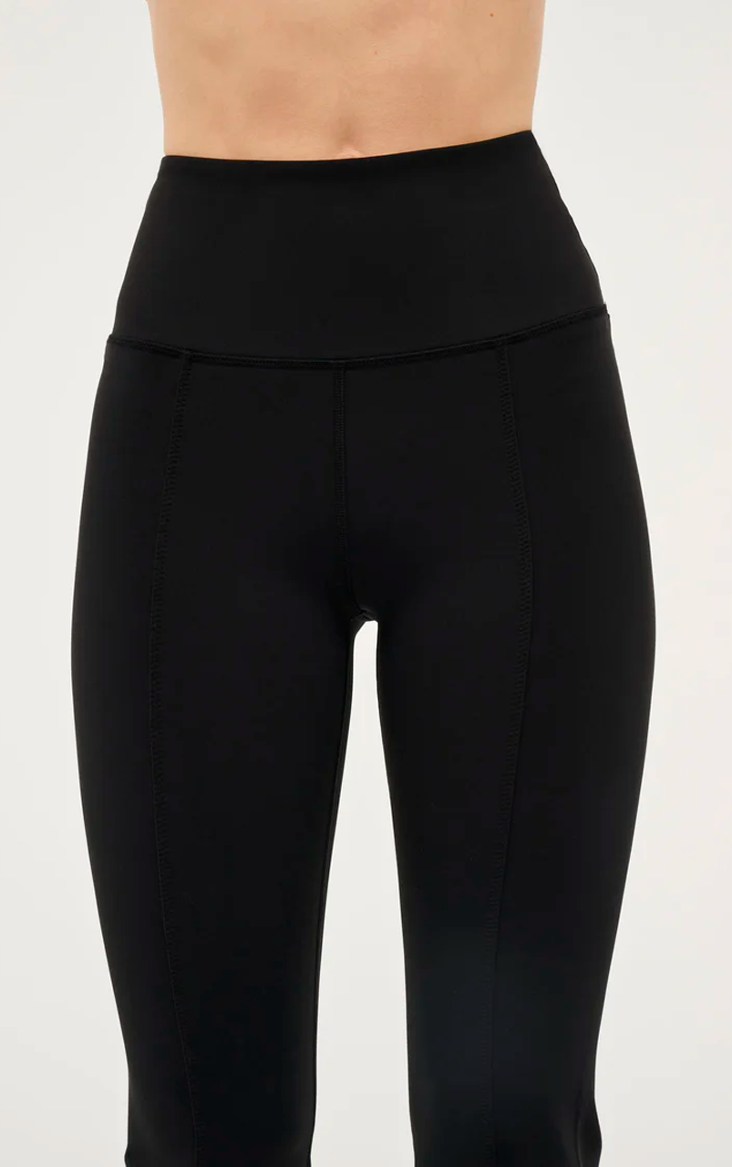 ELEVATION LEGGING BLACK - Capa525