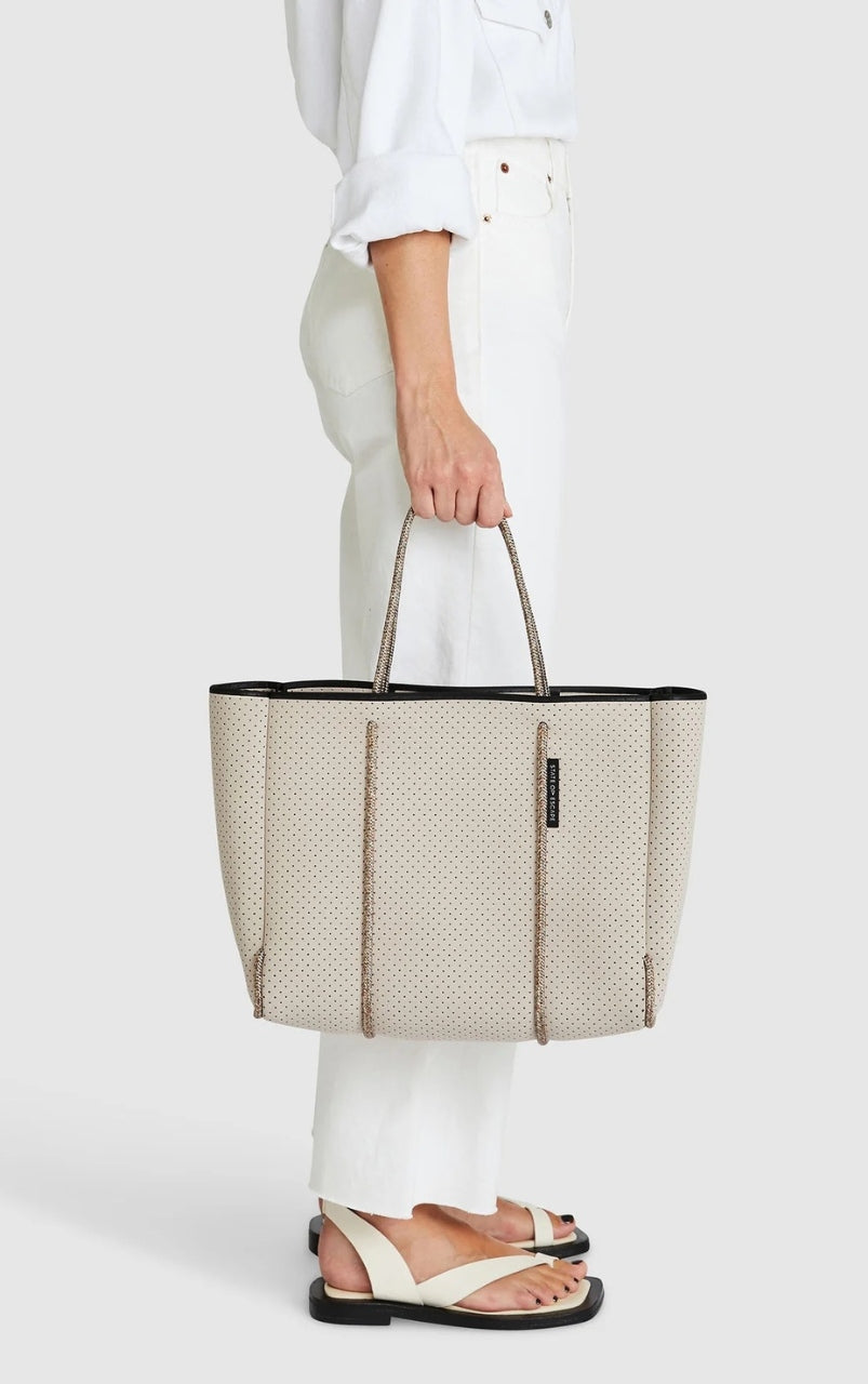 Flying Solo tote in stone - 19WA49936_2